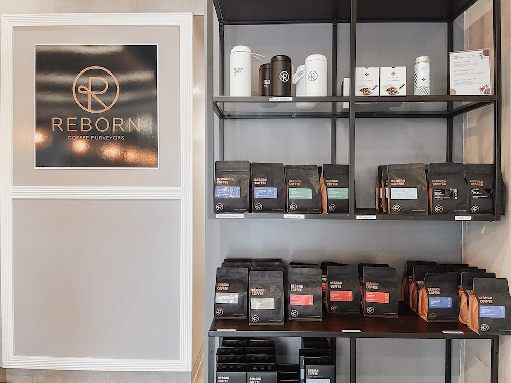 Reborn Coffee –